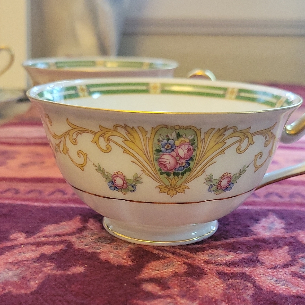 Floral Teacup with Gold Accents